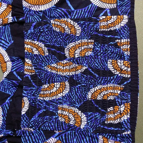 Adjustable straps with ruching on the back - Picture 6 of 6